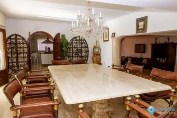 6 bedroom House for Sale in Estepona-34700