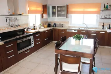7 bedroom House for Sale in Artola-34704