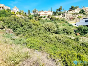 1944m2 Plot for Sale in Benahavís-34725