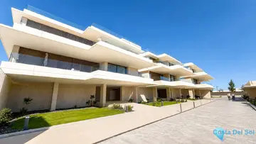 4 bedroom Apartment for Sale in La Quinta-34883