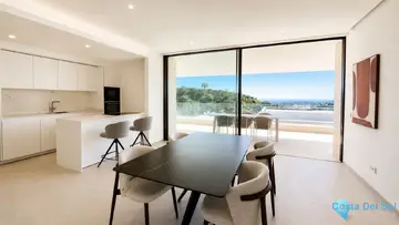 4 bedroom Apartment for Sale in La Quinta-34888