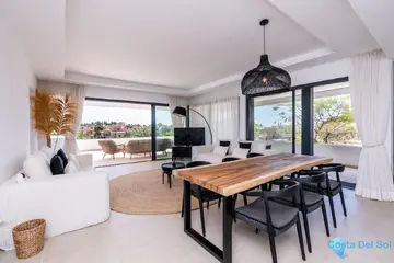 5 bedroom Apartment for Sale in Estepona-35005