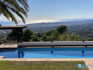 4 bedroom House for Sale in Mijas