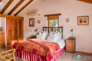 5 bedroom House for Sale in Estepona-35068