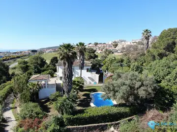 4 bedroom House for Sale in San Luis de Sabinillas-35132