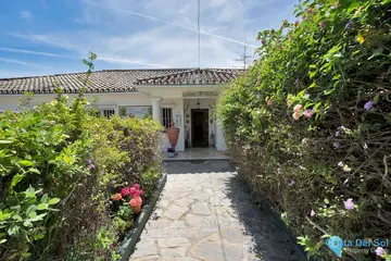 4 bedroom House for Sale in El Paraiso-35195