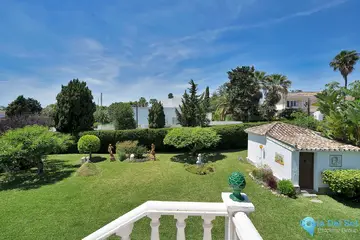 4 bedroom House for Sale in El Paraiso-35199