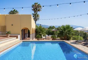 8 bedroom House for Sale in Estepona-35230