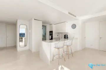 3 bedroom Apartment for Sale in Ojén-35261