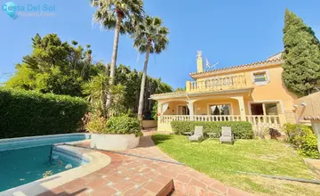 4 bedroom House for Sale in Sierrezuela