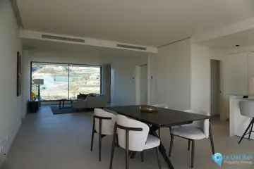 4 bedroom Apartment for Sale in La Quinta-35307
