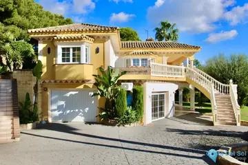 6 bedroom House for Sale in Hacienda Las Chapas-35400