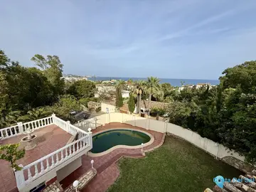 6 bedroom House for Sale in Calahonda-35470