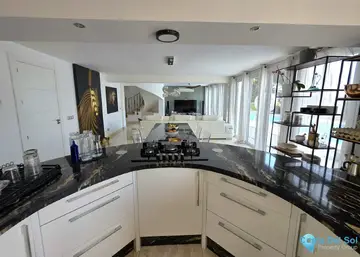 5 bedroom House for Sale in Elviria-35490