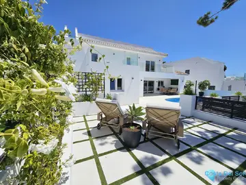 4 bedroom House for Sale in La Cala de Mijas-35533