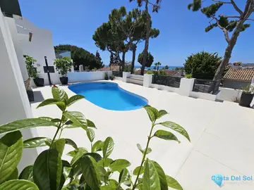 4 bedroom House for Sale in La Cala de Mijas-35535