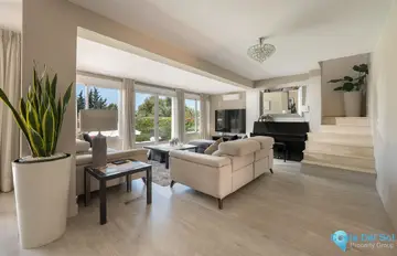 6 bedroom House for Sale in Río Real-35542