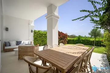 4 bedroom House for Sale in La Quinta-35663