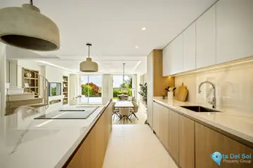 4 bedroom House for Sale in La Quinta-35669