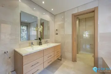 3 bedroom Apartment for Sale in The Golden Mile-35692