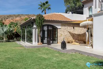 4 bedroom House for Sale in Alhaurín de la Torre-35710