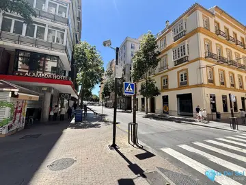 9 bedroom Apartment for Sale in Málaga Centro-35835