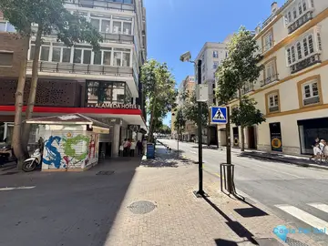 9 bedroom Apartment for Sale in Málaga Centro-35836