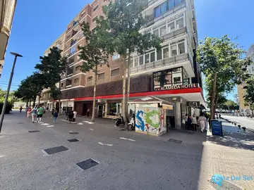 9 bedroom Apartment for Sale in Málaga Centro-35837