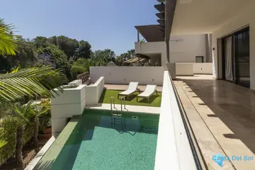 3 bedroom House for Sale in Marbella-35863