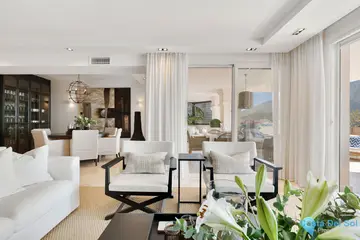 3 bedroom Apartment for Sale in Nueva Andalucía-36317