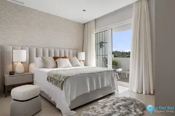 5 bedroom Apartment for Sale in Nueva Andalucía-36396