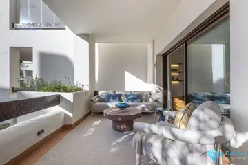 3 bedroom Apartment for Sale in New Golden Mile-36411