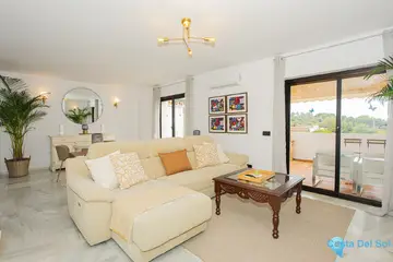 2 bedroom Apartment for Sale in The Golden Mile-101239