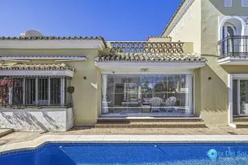 3 bedroom House for Sale in Bahía de Marbella-36603