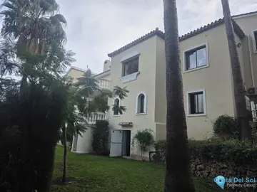 6 bedroom House for Sale in El Paraiso-36795