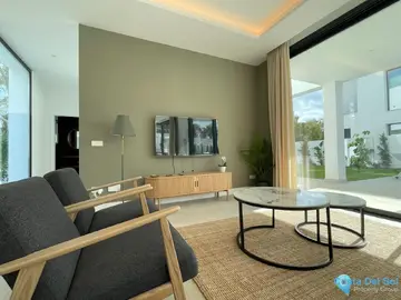 6 bedroom House for Sale in Estepona-36819