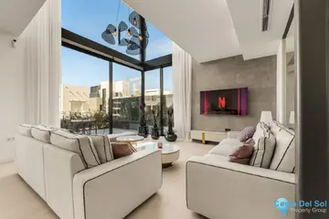5 bedroom House for Sale in Río Real-36893