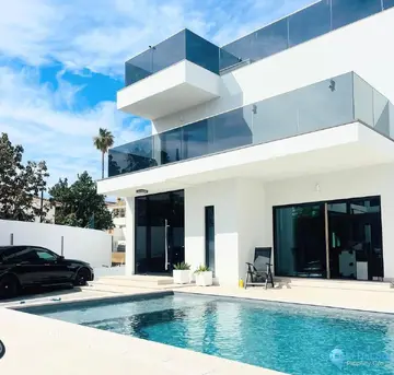 5 bedroom House for Sale in Benalmadena Costa