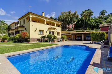 5 bedroom House for Sale in La Quinta