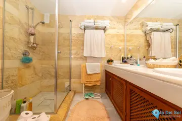 2 bedroom Apartment for Sale in La Quinta-16309