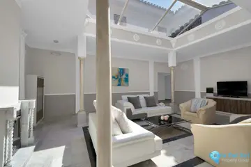 10 bedroom House for Sale in Marbella-37063