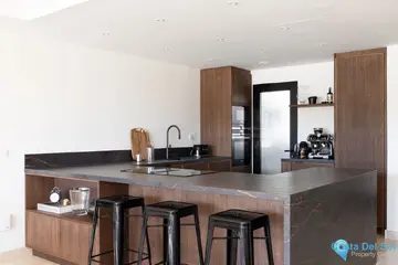 3 bedroom House for Sale in The Golden Mile-37083