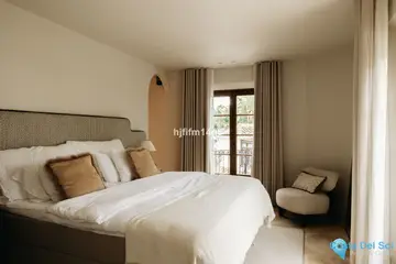 3 bedroom House for Sale in The Golden Mile-37102