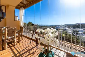 4 bedroom Apartment for Sale in La Mairena-101274