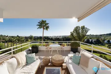 5 bedroom Apartment for Sale in Nueva Andalucía-37183