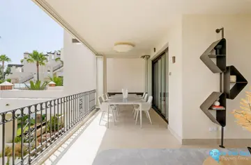 3 bedroom Apartment for Sale in New Golden Mile-37194