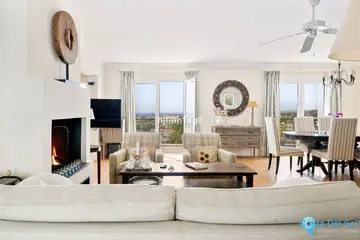 4 bedroom House for Sale in Nueva Andalucía-37211