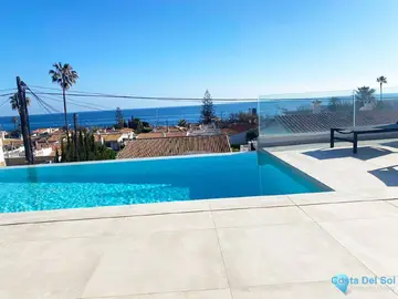 3 bedroom House for Sale in La Cala de Mijas-37221
