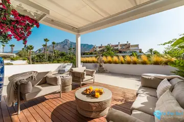 3 bedroom Apartment for Sale in The Golden Mile