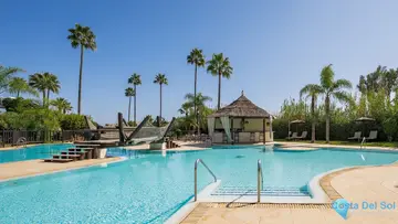 3 bedroom Apartment for Sale in New Golden Mile-37260